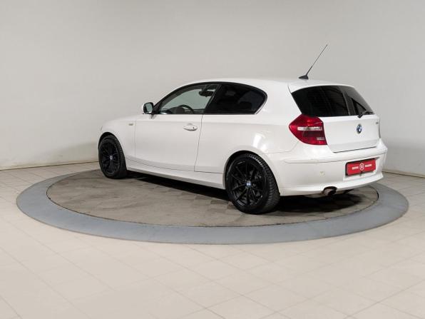 BMW 1 серии I (E81/E82/E87/E88) Рестайлинг с пробегом 2011 года, цена 849 900 рублей, 162000 км, хэтчбек, Автокод Объявления