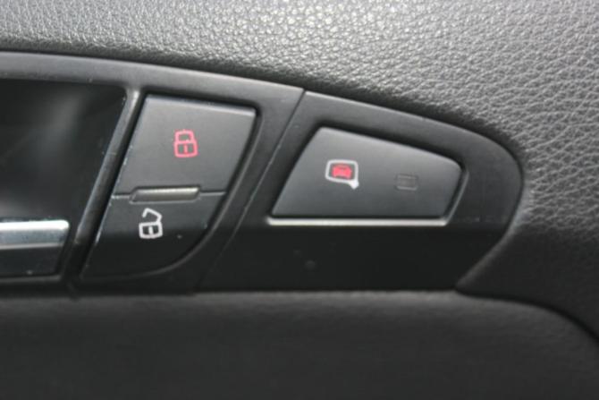 Audi Q7 I (4L) с пробегом 2007 года, цена 817 000 рублей, 245842 км, внедорожник, Автокод Объявления