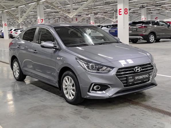 Hyundai Solaris II с пробегом 2017 года, цена 1 100 000 рублей, 165764 км, седан, Автокод Объявления