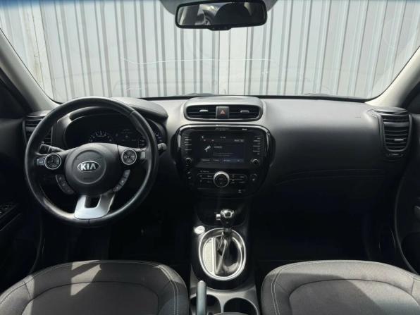 Kia Soul II Рестайлинг с пробегом 2017 года, цена 1 575 000 рублей, 85248 км, хэтчбек, Автокод Объявления