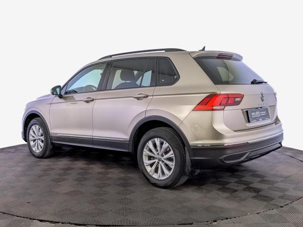 Volkswagen Tiguan II Рестайлинг с пробегом 2021 года, цена 2 370 000 рублей, 96071 км, внедорожник, Автокод Объявления