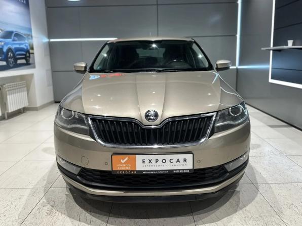 Skoda Rapid I Рестайлинг с пробегом 2019 года, цена 1 090 000 рублей, 194000 км, лифтбек, Автокод Объявления