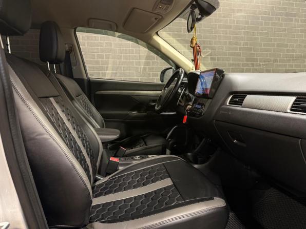 Mitsubishi Outlander III с пробегом 2013 года, цена 1 329 000 рублей, 248120 км, внедорожник, Автокод Объявления