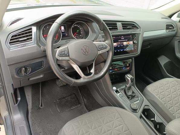 Volkswagen Tiguan II Рестайлинг с пробегом 2021 года, цена 3 529 000 рублей, 51356 км, внедорожник, Автокод Объявления