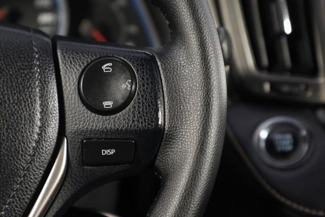 Toyota RAV4 IV (XA40) с пробегом 2014 года, цена 2 399 000 рублей, 131000 км, внедорожник, Автокод Объявления