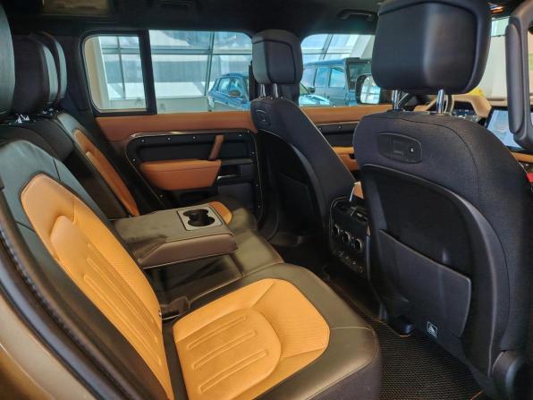 Land Rover Defender II с пробегом 2021 года, цена 7 219 000 рублей, 103959 км, внедорожник, Автокод Объявления