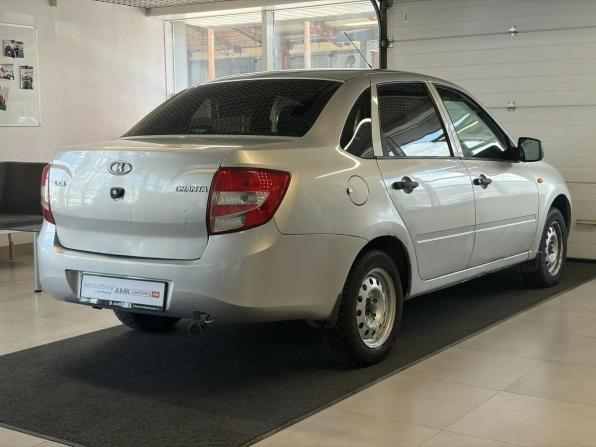Lada (ВАЗ) Granta I с пробегом 2015 года, цена 383 000 рублей, 130566 км, седан, Автокод Объявления