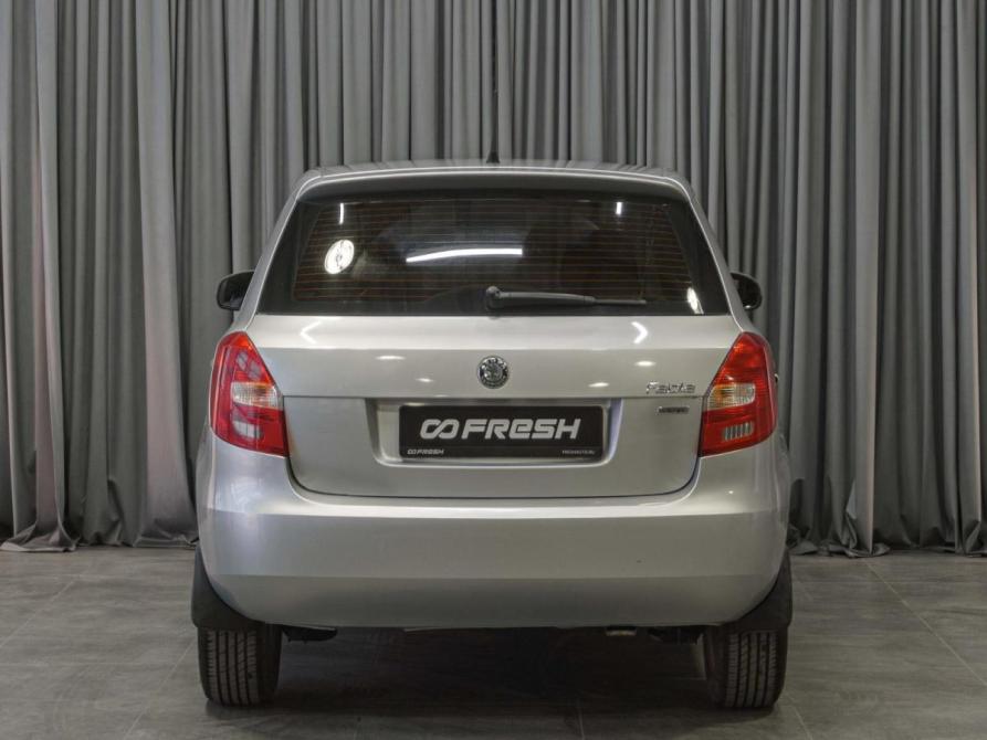 Skoda Fabia II Рестайлинг Тюмень  - изображение 4