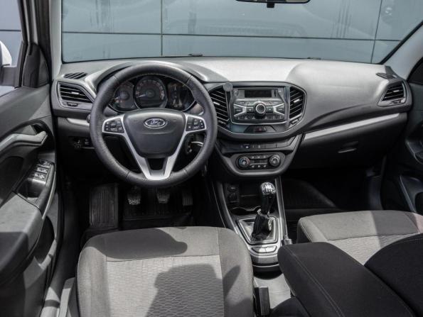 Lada (ВАЗ) Vesta I с пробегом 2021 года, цена 890 000 рублей, 107874 км, седан, Автокод Объявления