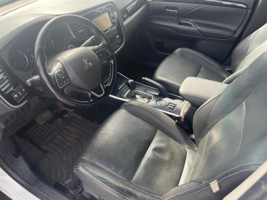 Mitsubishi Outlander III Рестайлинг 2 Череповец  - изображение 9