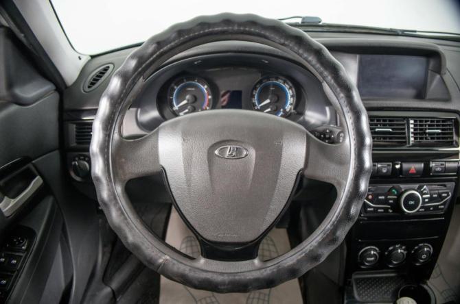 Lada (ВАЗ) Priora I Рестайлинг с пробегом 2015 года, цена 659 000 рублей, 256000 км, седан, Автокод Объявления