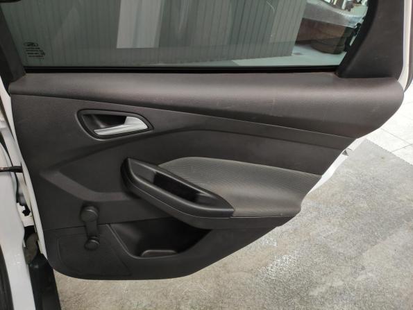 Ford Focus III с пробегом 2013 года, цена 570 000 рублей, 248900 км, хэтчбек, Автокод Объявления