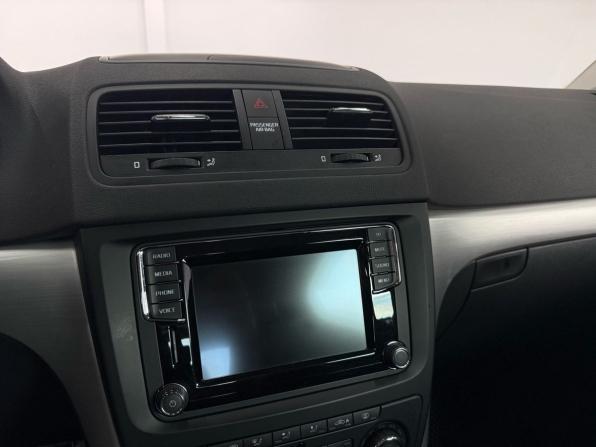 Skoda Yeti I Рестайлинг с пробегом 2016 года, цена 1 299 000 рублей, 234631 км, внедорожник, Автокод Объявления