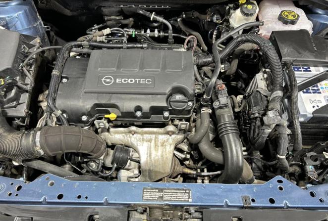 Opel Astra J Рестайлинг с пробегом 2013 года, цена 970 000 рублей, 229046 км, хэтчбек, Автокод Объявления