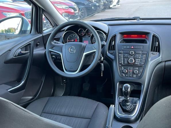 Opel Astra J с пробегом 2012 года, цена 640 000 рублей, 119701 км, хэтчбек, Автокод Объявления