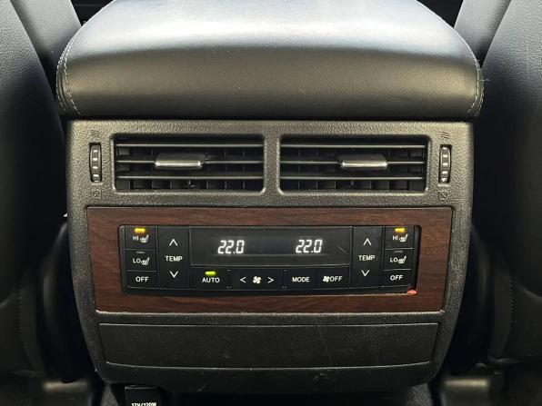 Toyota Land Cruiser 200 Series Рестайлинг 2 с пробегом 2016 года, цена 4 499 000 рублей, 311137 км, внедорожник, Автокод Объявления