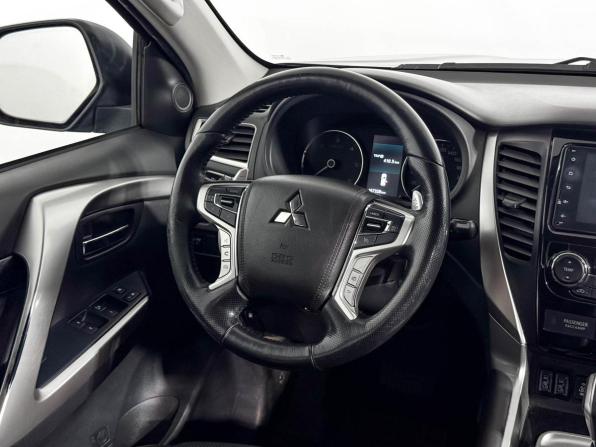Mitsubishi Pajero Sport III с пробегом 2019 года, цена 2 590 000 рублей, 166767 км, внедорожник, Автокод Объявления
