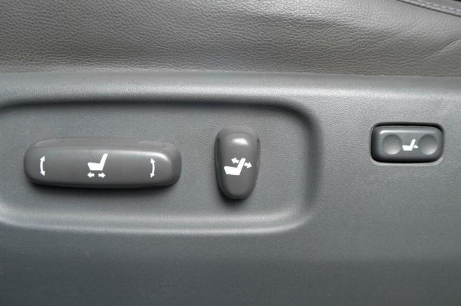 Toyota Land Cruiser 200 Series с пробегом 2010 года, цена 2 999 000 рублей, 459315 км, внедорожник, Автокод Объявления