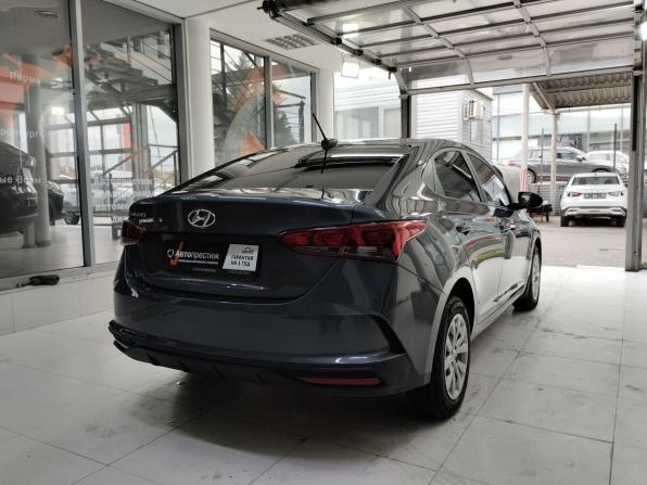 Hyundai Solaris II Рестайлинг с пробегом 2021 года, цена 1 410 000 рублей, 123130 км, седан, Автокод Объявления