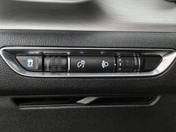 Geely Coolray I с пробегом 2021 года, цена 1 799 000 рублей, 18845 км, внедорожник, Автокод Объявления