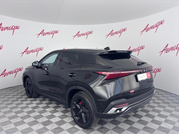 Omoda C5 I с пробегом 2022 года, цена 1 660 000 рублей, 76323 км, внедорожник, Автокод Объявления