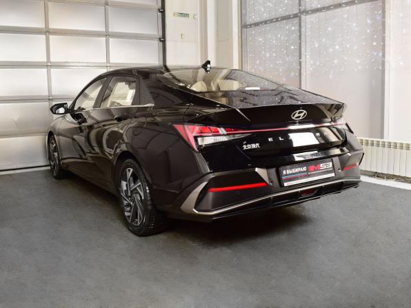 Hyundai Elantra VII (CN7) Рестайлинг с пробегом 2025 года, цена 2 499 995 рублей, 30 км, седан, Автокод Объявления