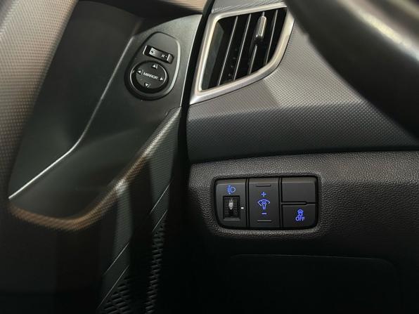 Hyundai Creta I с пробегом 2018 года, цена 1 999 990 рублей, 87596 км, внедорожник, Автокод Объявления
