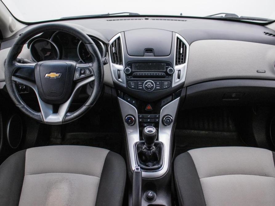 Chevrolet Cruze I Рестайлинг Москва  - изображение 13