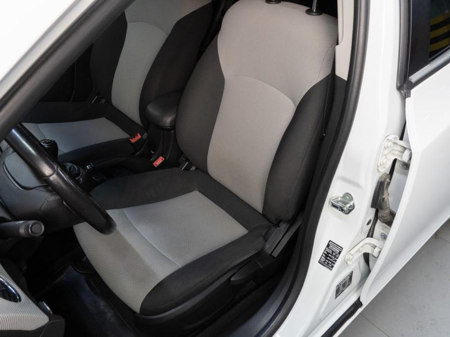Chevrolet Cruze I Рестайлинг Тюмень  - изображение 13