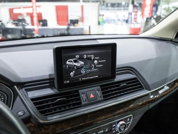 Audi Q5 II (FY) с пробегом 2017 года, цена 3 219 700 рублей, 61373 км, внедорожник, Автокод Объявления