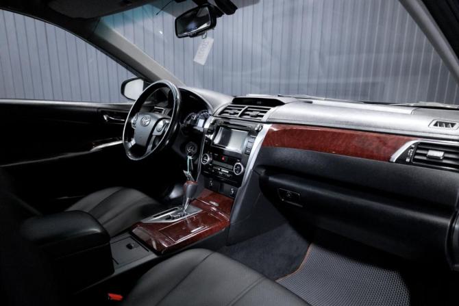 Toyota Camry VII (XV50) с пробегом 2012 года, цена 1 349 000 рублей, 303901 км, седан, Автокод Объявления