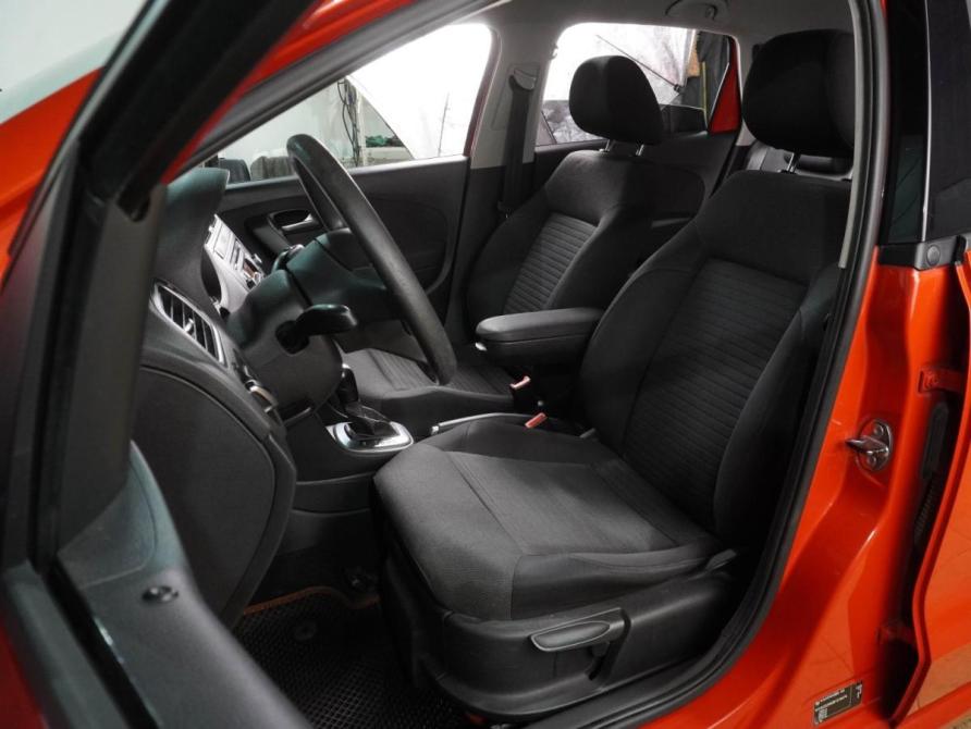 Volkswagen Polo V Воронеж  - изображение 10