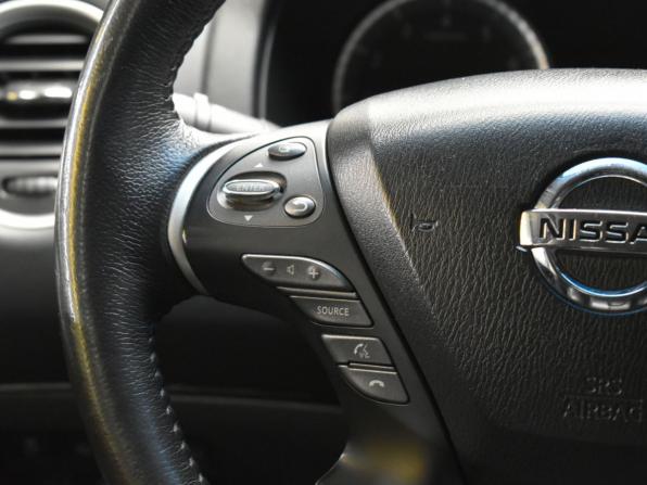 Nissan Pathfinder IV с пробегом 2014 года, цена 1 820 000 рублей, 170000 км, внедорожник, Автокод Объявления