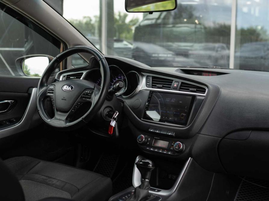 Kia Ceed II Рестайлинг Новосибирск  - изображение 10