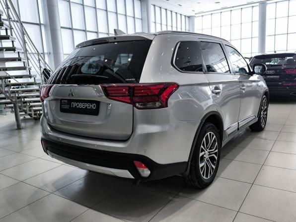 Mitsubishi Outlander III Рестайлинг 2 с пробегом 2017 года, цена 1 799 000 рублей, 145500 км, внедорожник, Автокод Объявления
