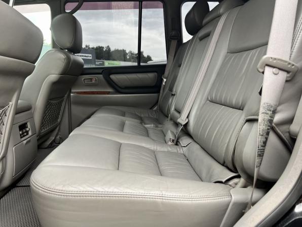 Toyota Land Cruiser 100 Series Рестайлинг 2 с пробегом 2006 года, цена 1 650 000 рублей, 510000 км, внедорожник, Автокод Объявления