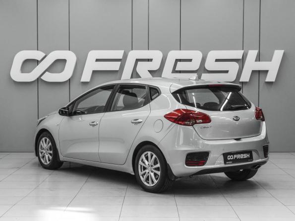 Kia Ceed II Рестайлинг с пробегом 2018 года, цена 1 319 000 рублей, 179623 км, хэтчбек, Автокод Объявления