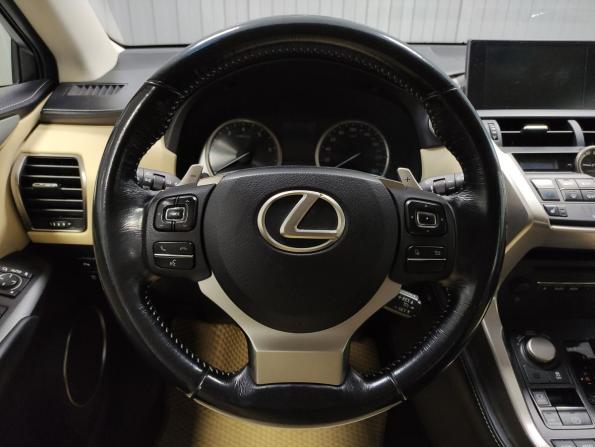 Lexus NX I с пробегом 2015 года, цена 2 905 000 рублей, 103100 км, внедорожник, Автокод Объявления
