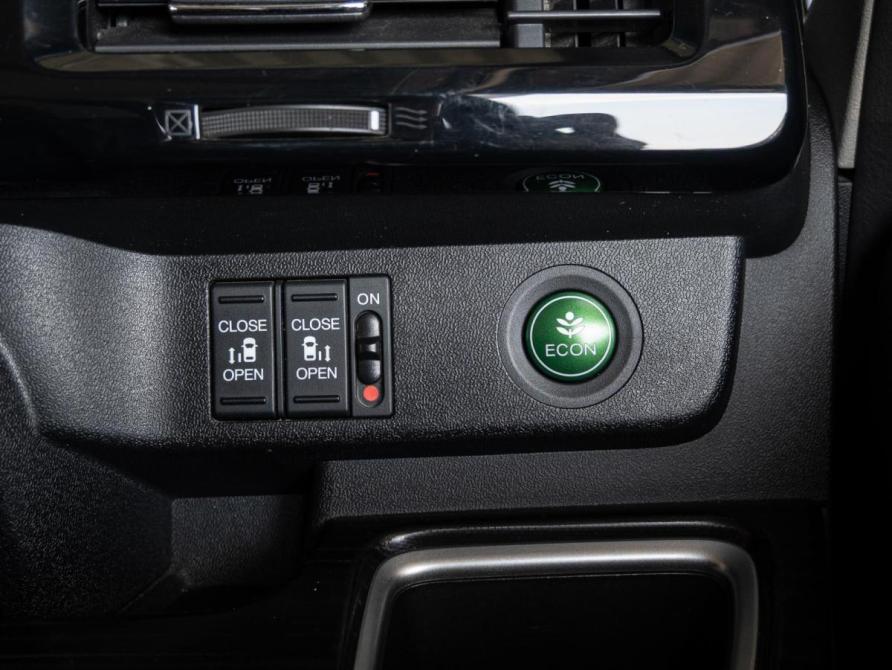 Honda Stepwgn V Краснодар  - изображение 24