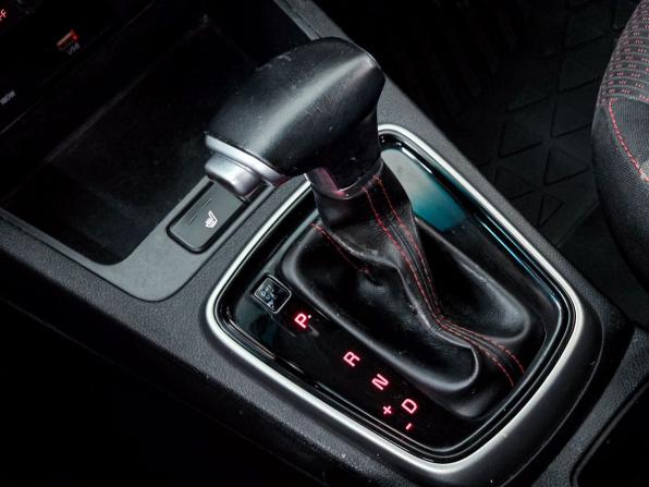 Kia Rio IV Рестайлинг с пробегом 2021 года, цена 1 649 000 рублей, 137000 км, хэтчбек, Автокод Объявления