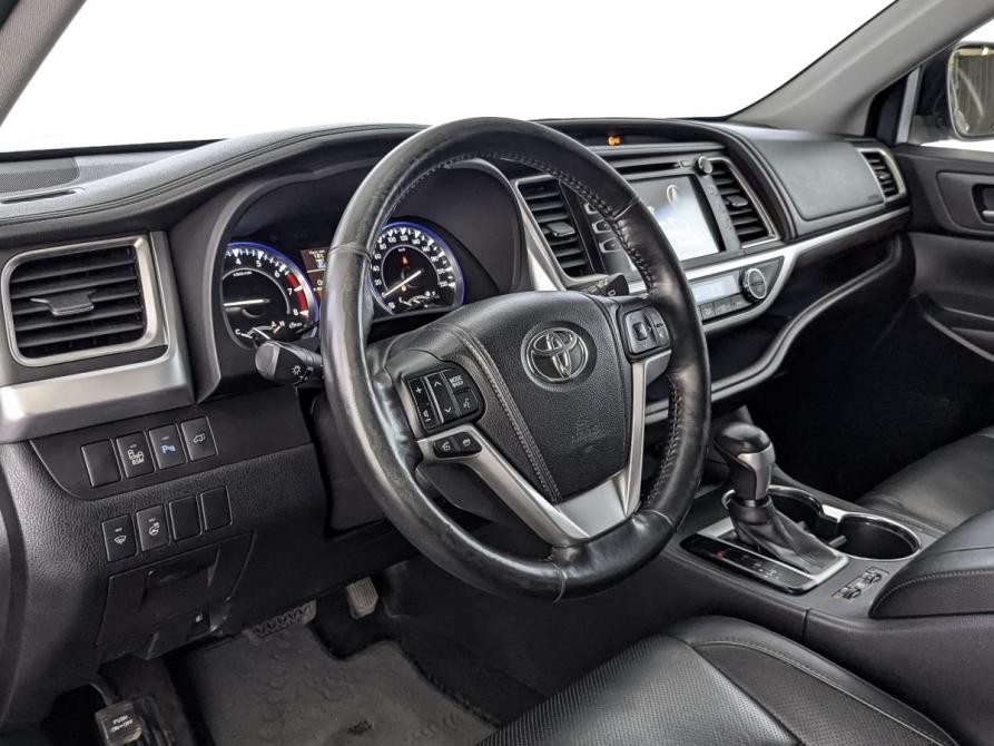 Toyota Highlander III (XU50) Москва  - изображение 15