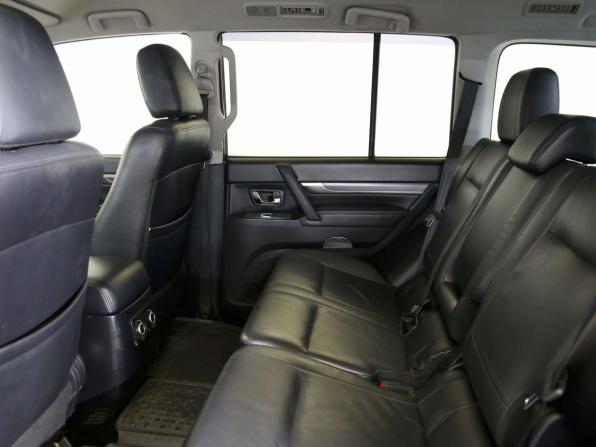 Mitsubishi Pajero IV с пробегом 2011 года, цена 1 350 000 рублей, 269845 км, внедорожник, Автокод Объявления