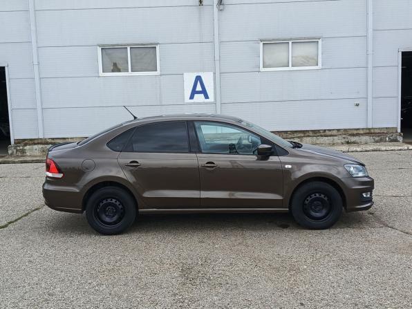 Volkswagen Polo V Рестайлинг с пробегом 2015 года, цена 720 000 рублей, 112882 км, седан, Автокод Объявления