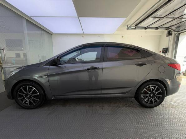Hyundai Solaris I Рестайлинг с пробегом 2016 года, цена 870 000 рублей, 160810 км, седан, Автокод Объявления