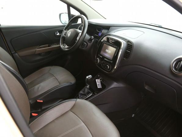 Renault Kaptur I с пробегом 2018 года, цена 1 415 000 рублей, 57000 км, внедорожник, Автокод Объявления