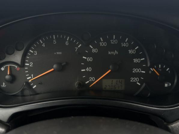 Ford Focus I Рестайлинг с пробегом 2002 года, цена 230 000 рублей, 270617 км, хэтчбек, Автокод Объявления