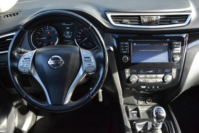 Nissan Qashqai II с пробегом 2017 года, цена 1 300 000 рублей, 186851 км, внедорожник, Автокод Объявления