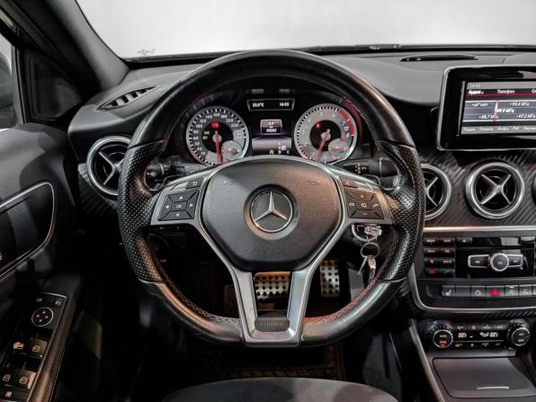 Mercedes-Benz A-Класс III (W176) Рестайлинг с пробегом 2015 года, цена 1 650 000 рублей, 90247 км, хэтчбек, Автокод Объявления