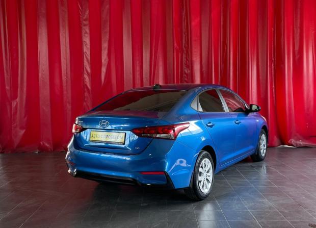 Hyundai Solaris II с пробегом 2017 года, цена 1 145 000 рублей, 68000 км, седан, Автокод Объявления