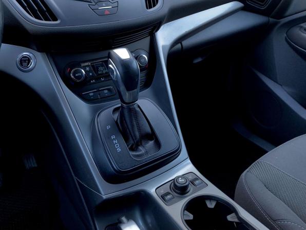 Ford Kuga II с пробегом 2014 года, цена 1 230 000 рублей, 263805 км, внедорожник, Автокод Объявления